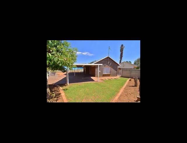 5 BEDROOM HOUSE FOR SALE IN CRYSTAL PARK